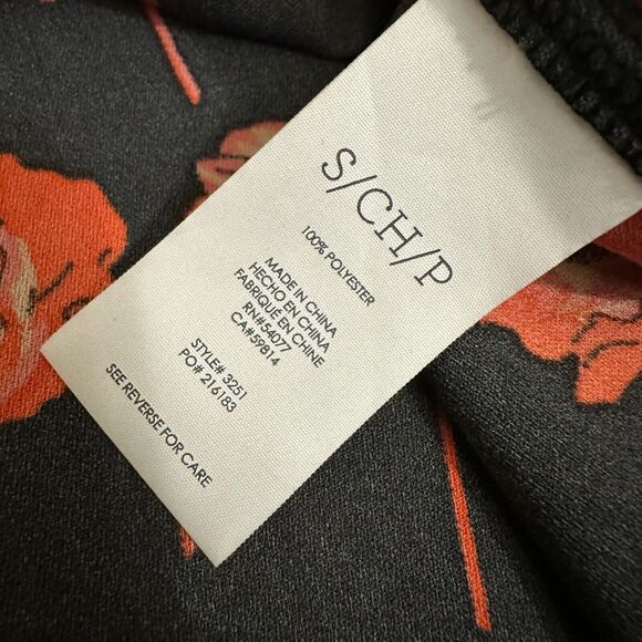 CABI #3251 Flanders Floral Poppy Short Sleeve Blouse w Split Back in Multi - Picture 8 of 10